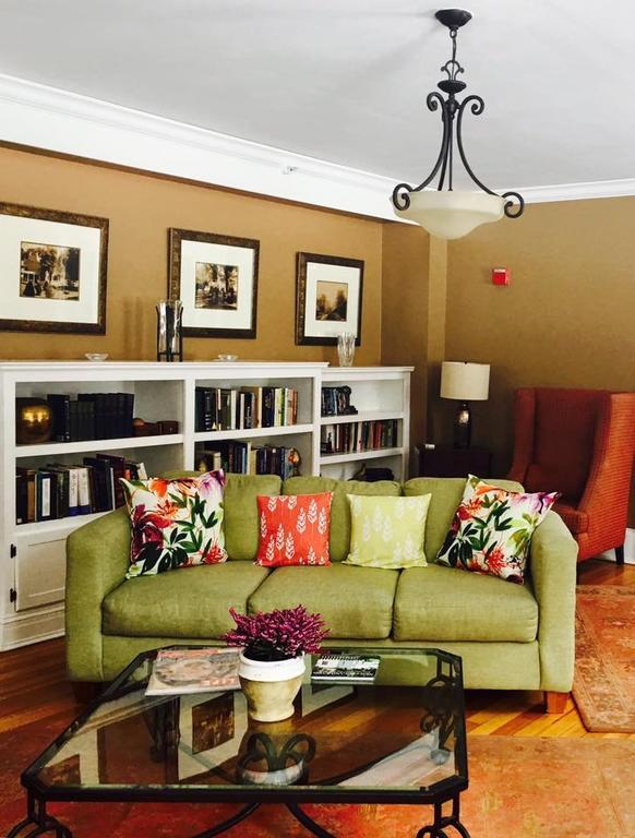 Snapdragon Inn Windsor Bagian luar foto