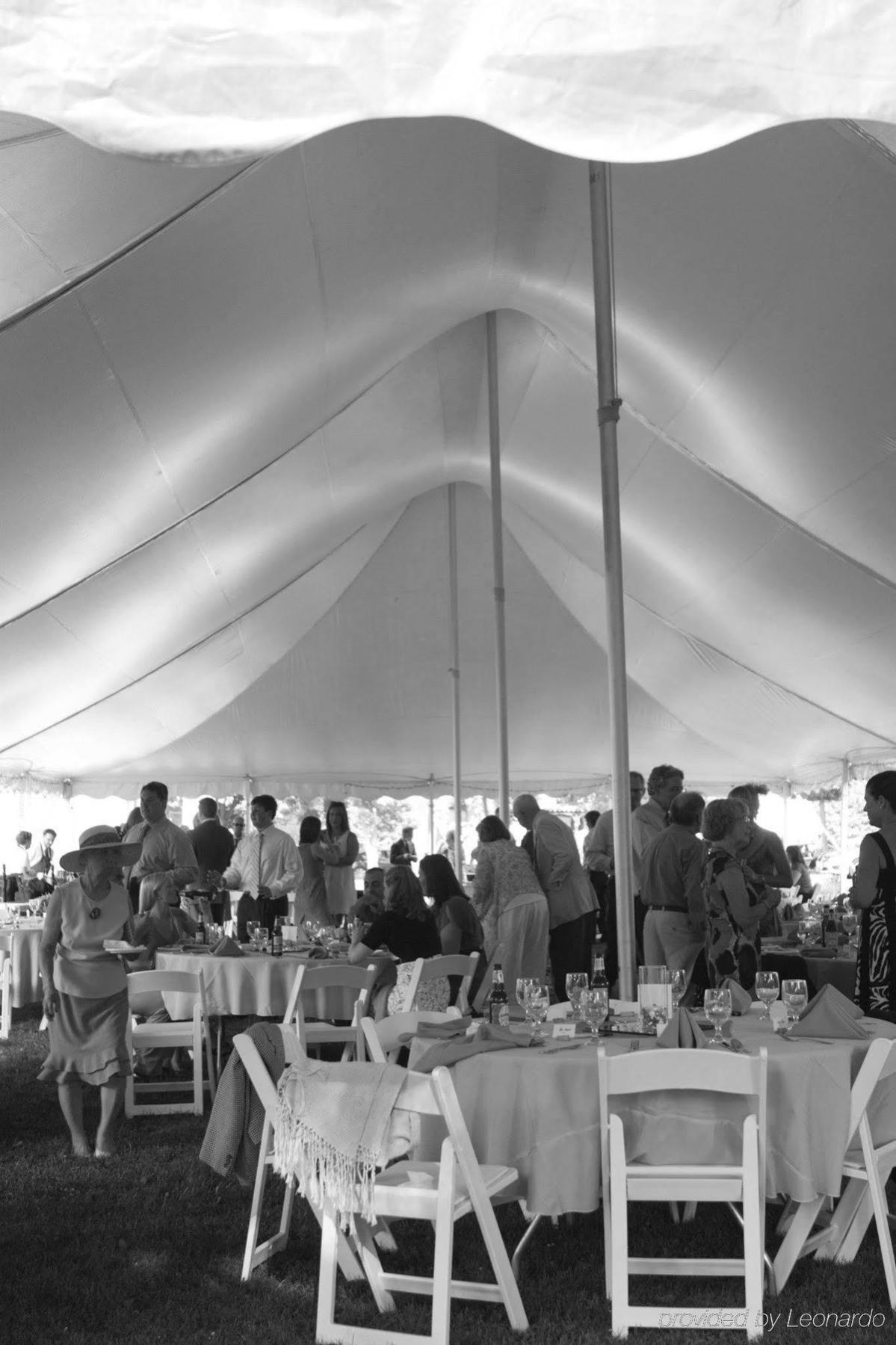 Snapdragon Inn Windsor Bagian luar foto