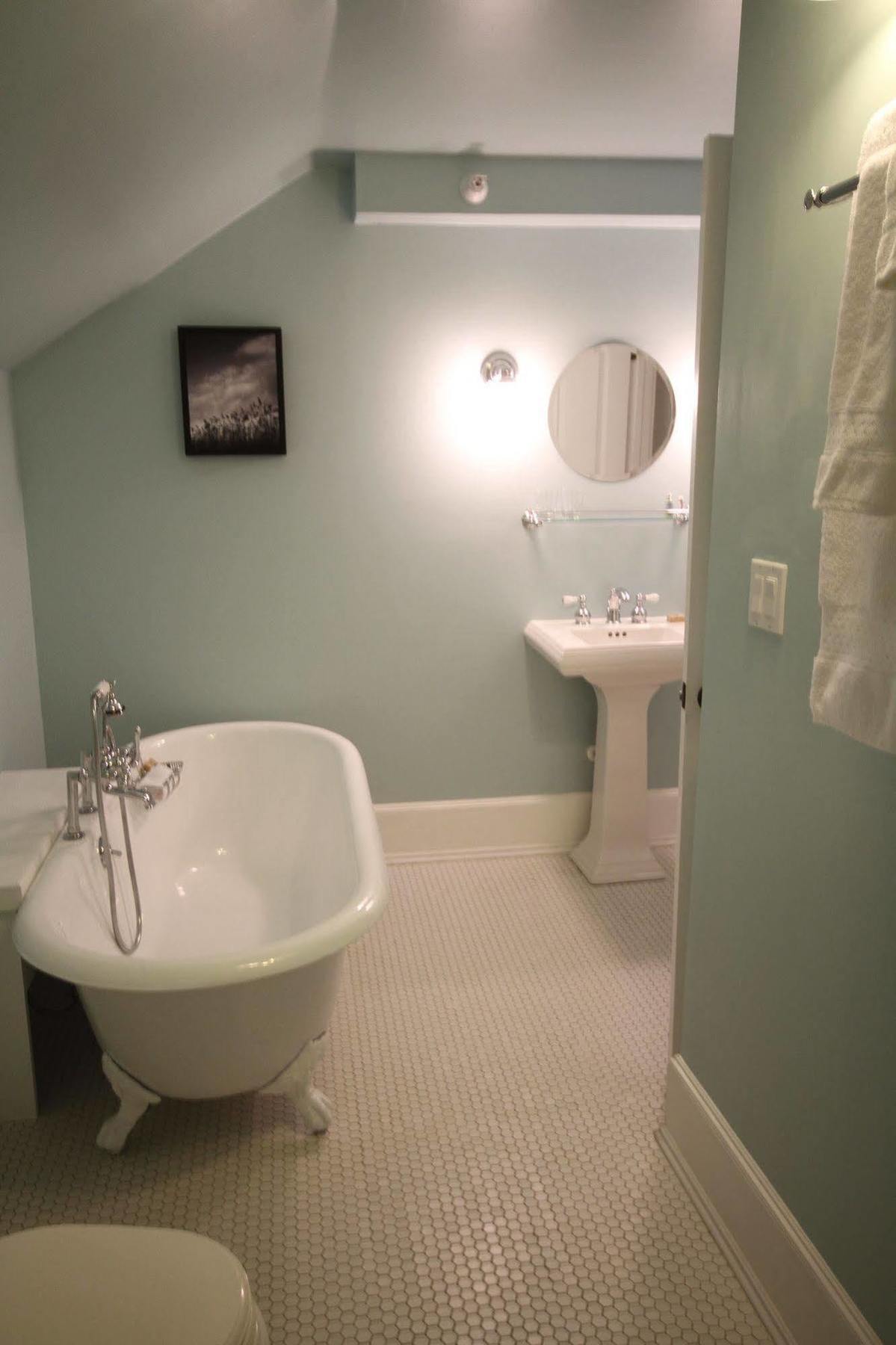 Snapdragon Inn Windsor Bagian luar foto